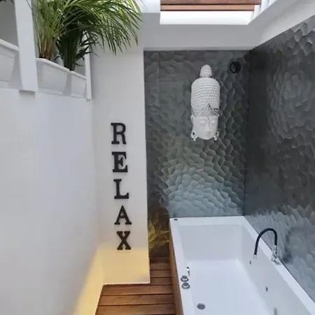 Frente Al Mar Con Jacuzzi Interior 플라야 데 산 후안