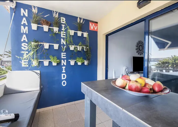 Apartment Frente Al Mar Con Jacuzzi Interior